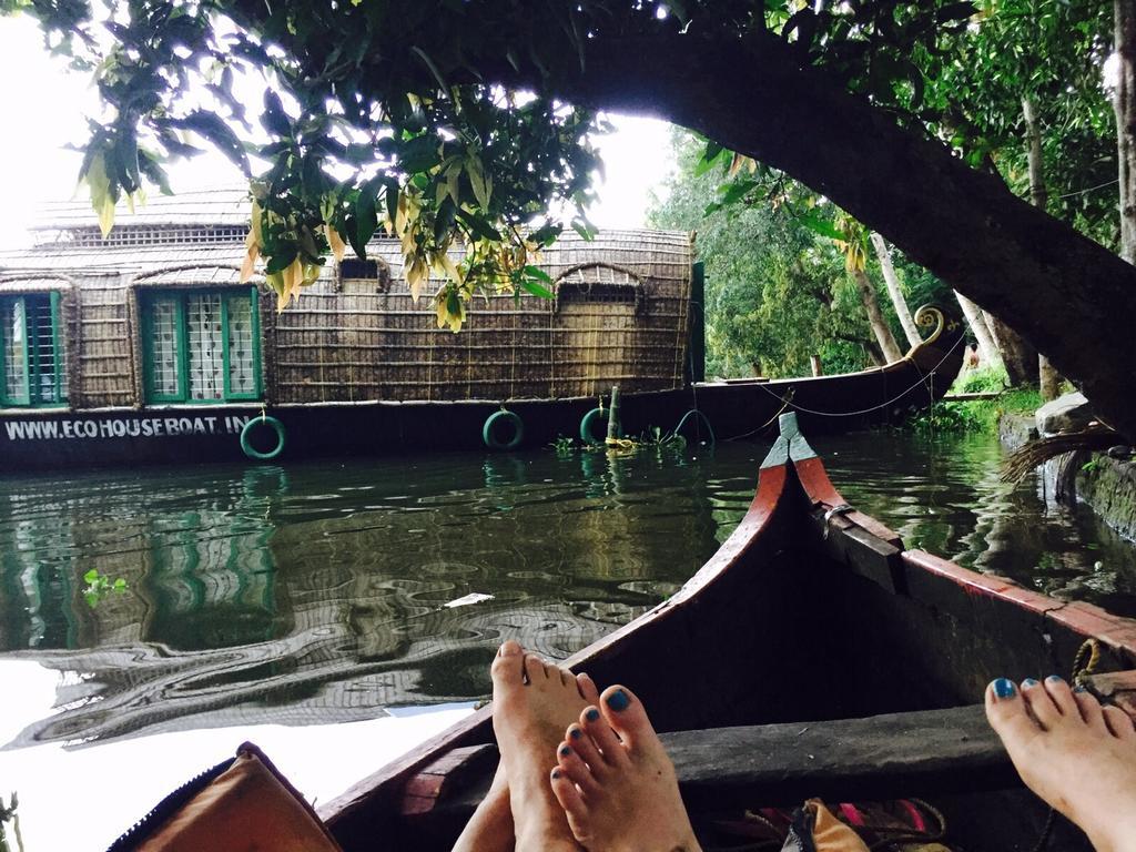 Paradise Inn Guest House Alappuzha Екстериор снимка