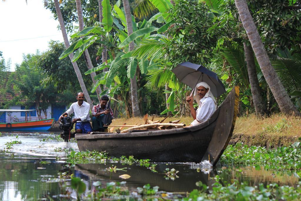 Paradise Inn Guest House Alappuzha Екстериор снимка