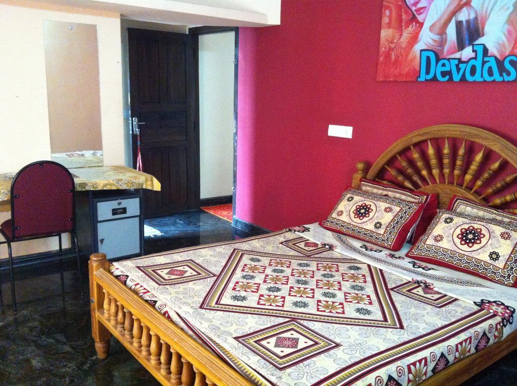 Paradise Inn Guest House Alappuzha Екстериор снимка